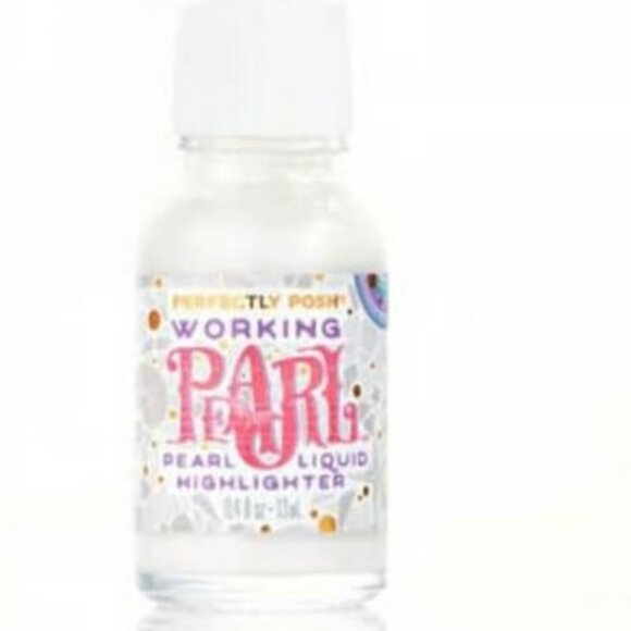 📦Perfectly Posh Working Pearl, Pearl Liquid Highlighter - NIB - Picture 4 of 5